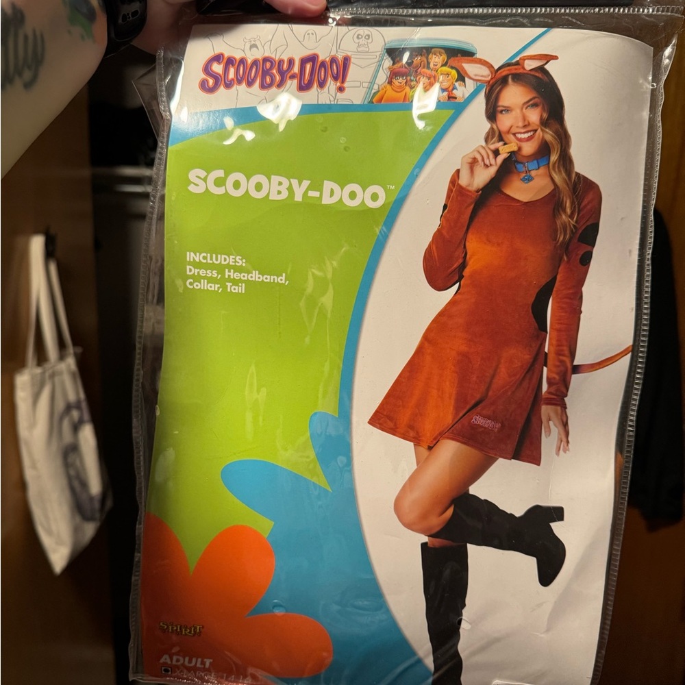 Adult scooby doo Costume XL